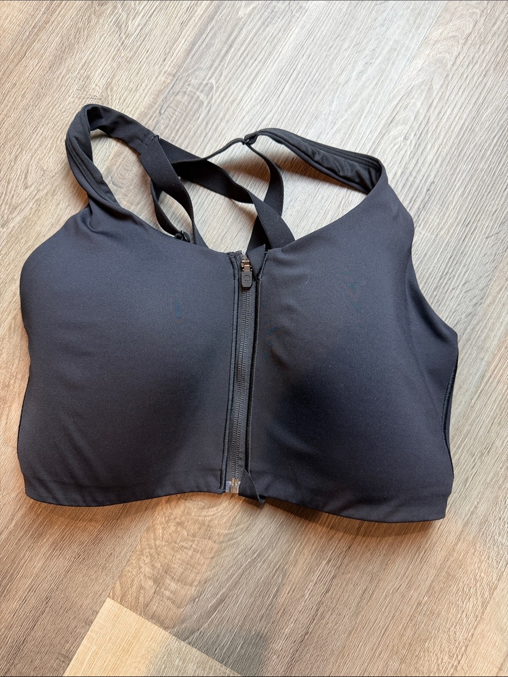 Lululemon Black Front-Zip Sports Bra - Ladies Supportive Activewear